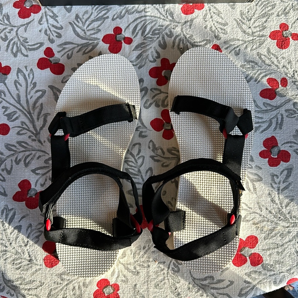 Teva Original Universal Sport Sandals White and Black Size 10